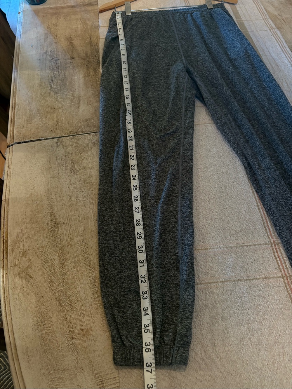 Vuori Boyfriend Sweatpant Heathered Gray Dreamknit Joggers Size Small S/VW457 - Picture 9 of 10